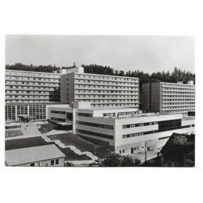 Postkarte-Bad Elster-Therapiegebäude und Bettenhäuser.