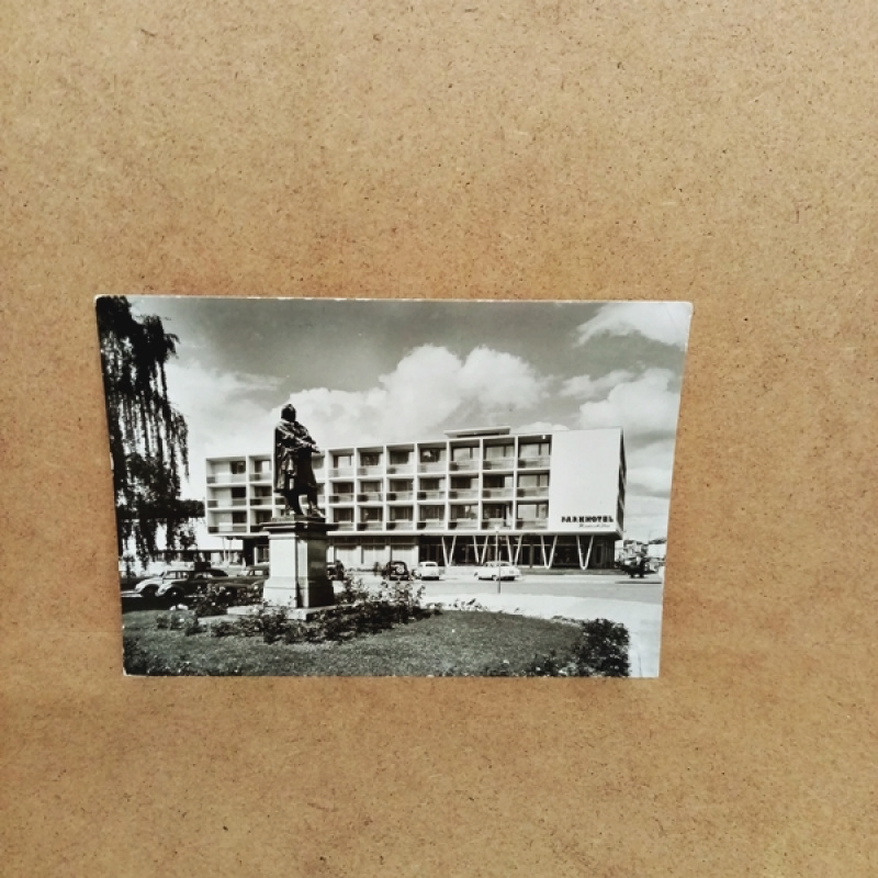 Ansichtskarte-Reutlingen-Parkhotel am Listplatz.